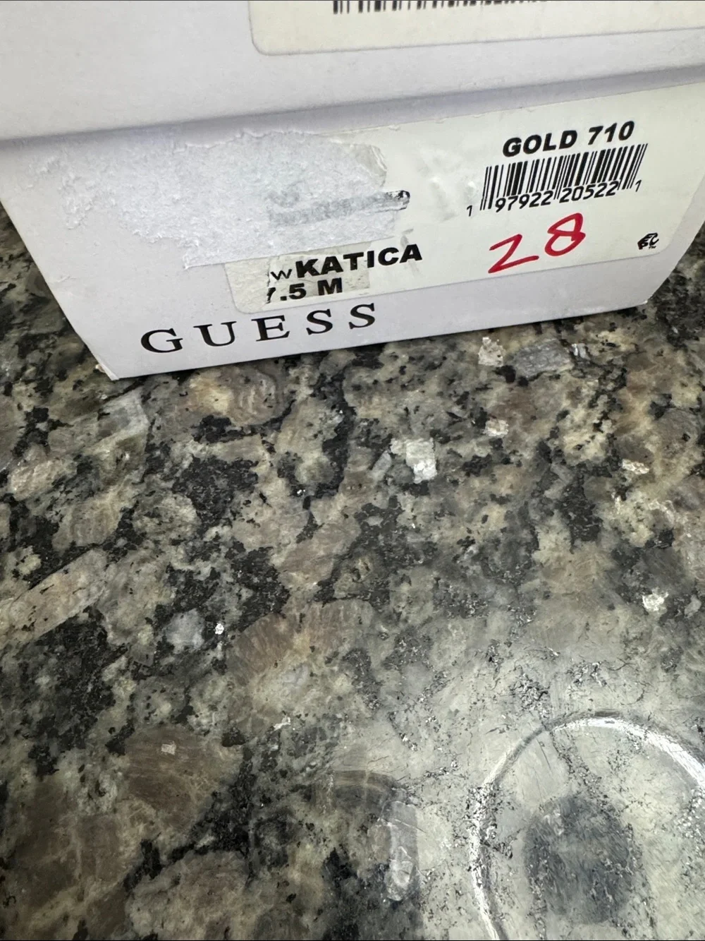 Guess new box